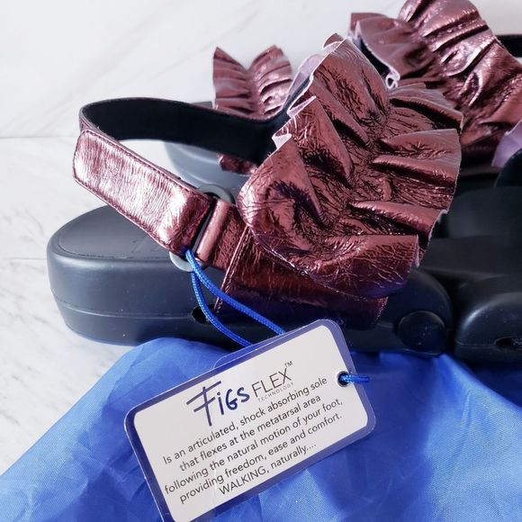 FIGS BY FIGUEROA Ruffle Sandal Adjustable Size 8 - Picture 9 of 16